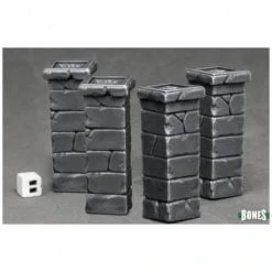 Dungeons & Dragons Reaper Bones- Graveyard Fencepsts (4)