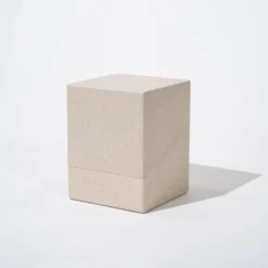 Ultimate Guard : Boulder Deck Case 100+ Return To Earth (2 Color Opitions) Gaming Accessories